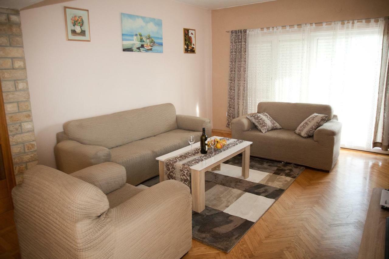 Apartman Ana Radovin Ngoại thất bức ảnh