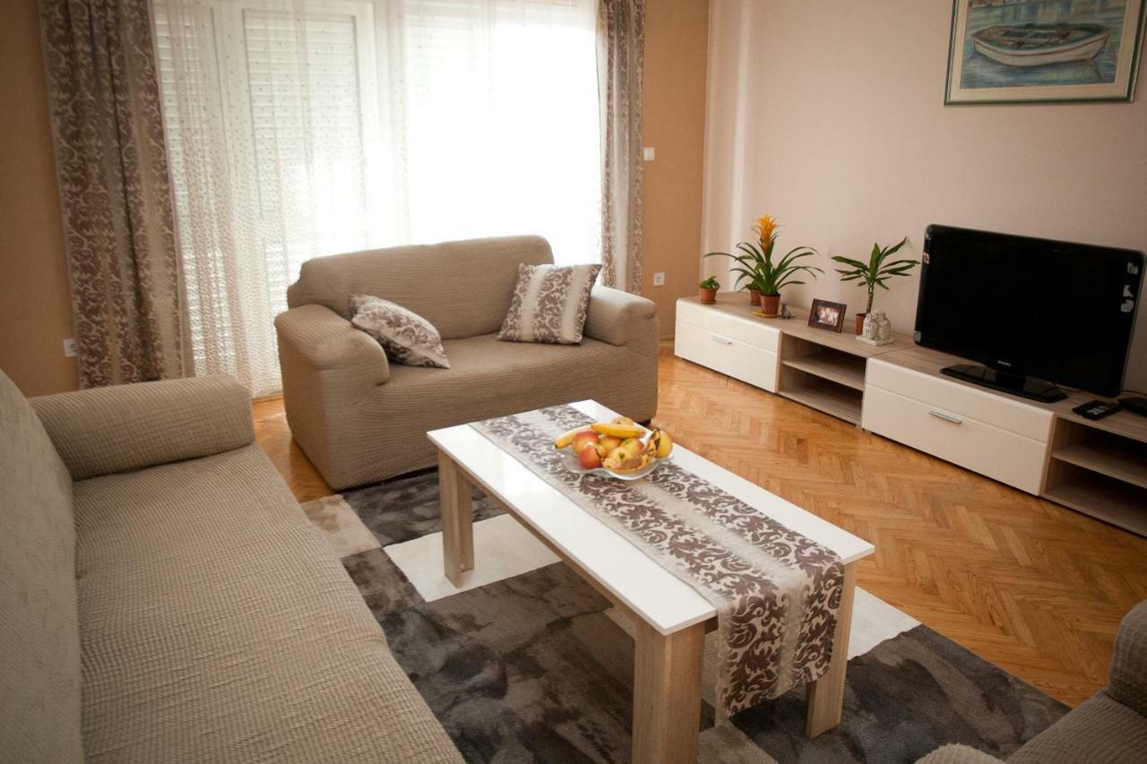 Apartman Ana Radovin Ngoại thất bức ảnh